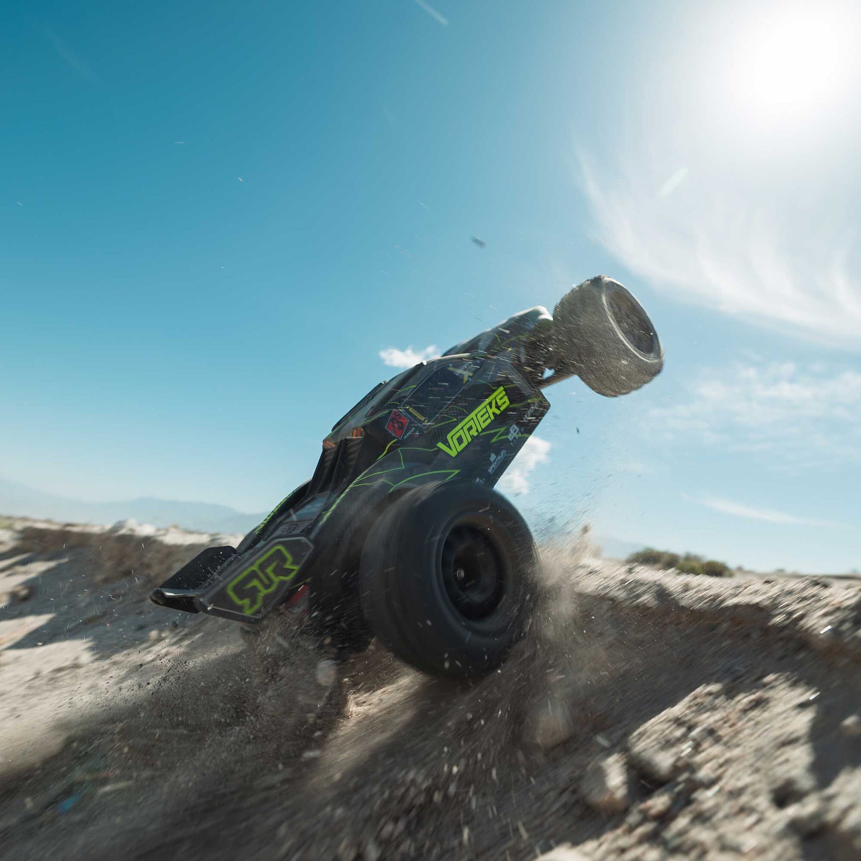 Vorteks 223S BLX 1/10 2WD Stadium Truck RTR, Yellow