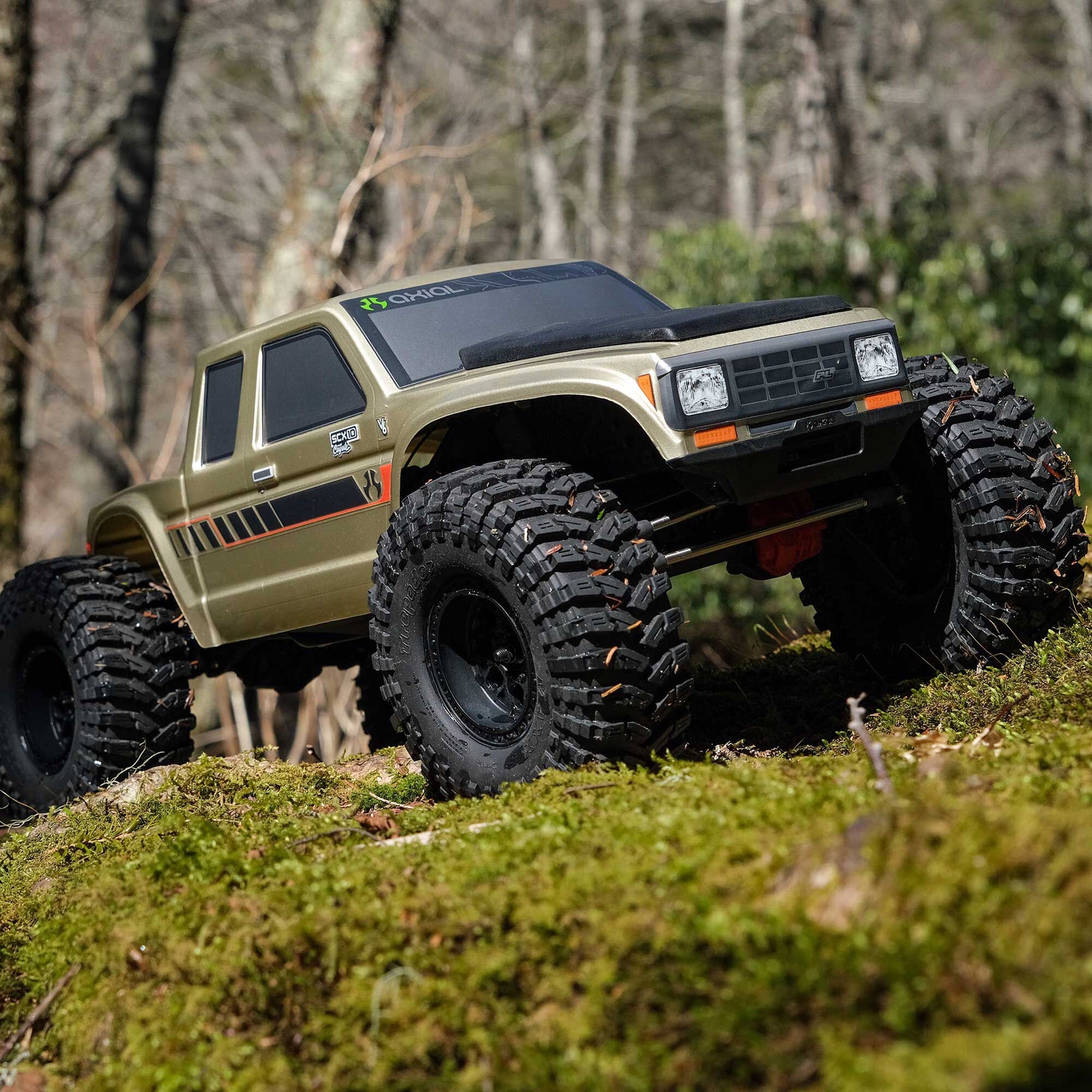 SCX10 III Coyote 1/10 4X4 Crawler RTR w/ Battery & Charger, Gold