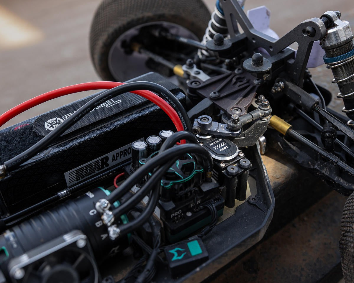 RM650T Maifield Edition High Torque Brushless HV Servo, 0.11s / 650oz-in @ 7.4V