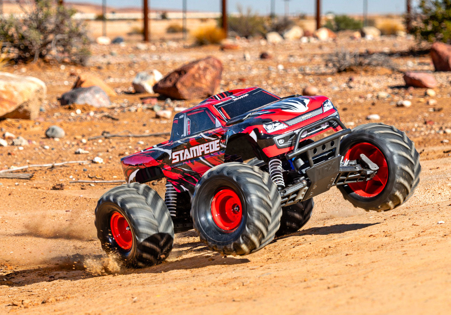Stampede XL-5 1/10 2WD Monster Truck RTR Combo, Red