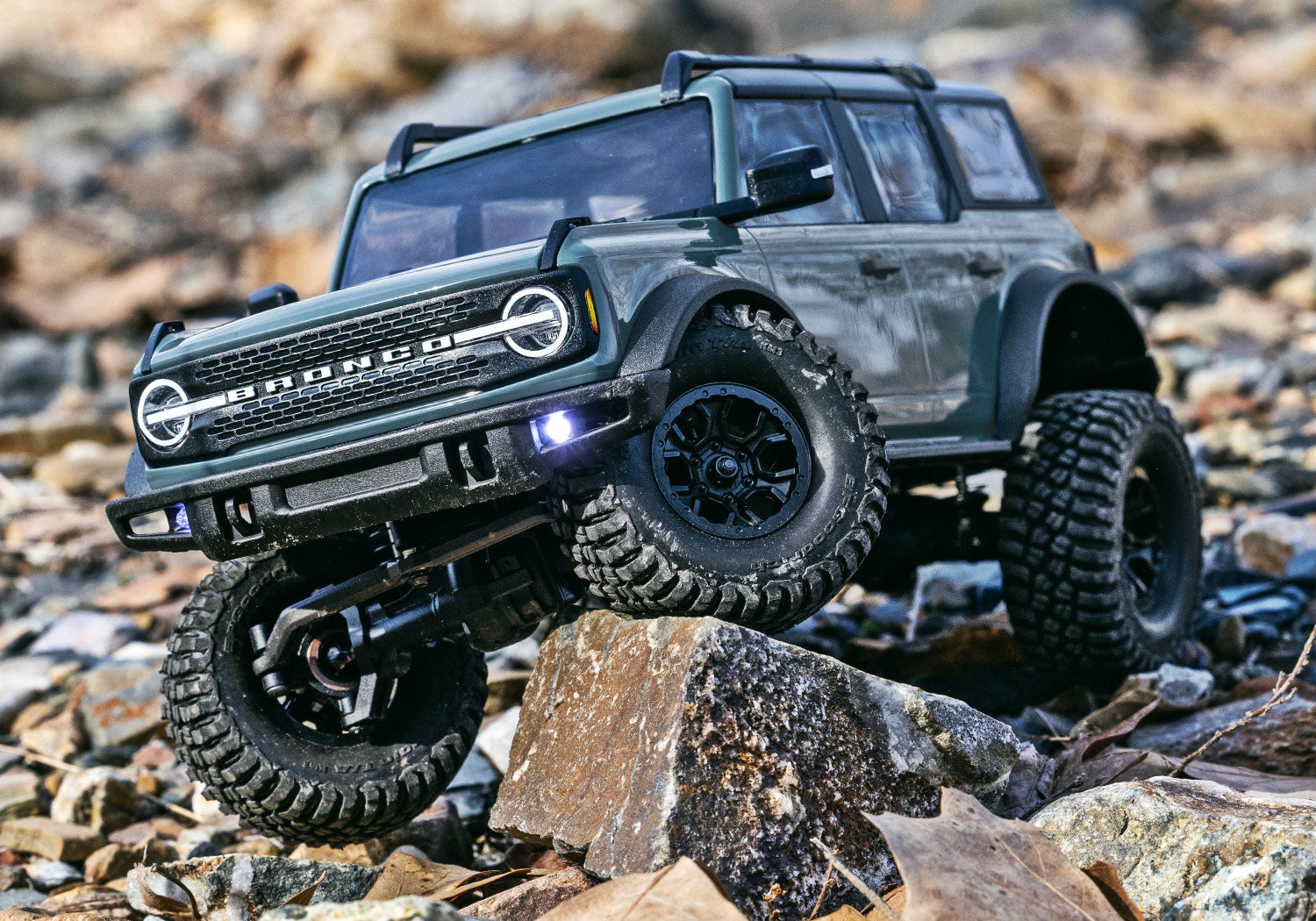 TRA97074-1-A51 97074-1-A51 TRX-4M Ford Bronco 1/18 4X4 Crawler RTR, A51