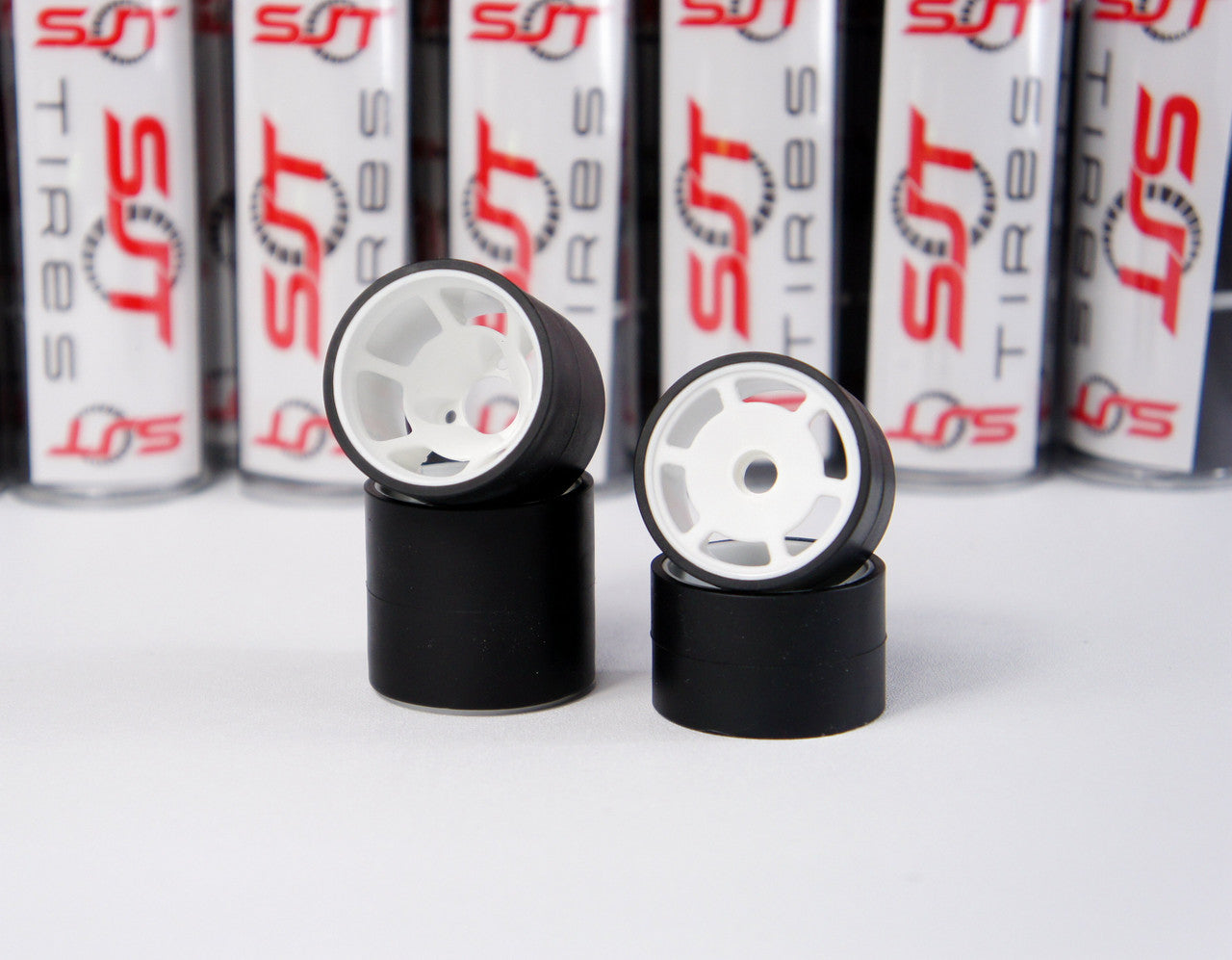 SJT004 SJT004 Rubber 1/12 Tires (4)