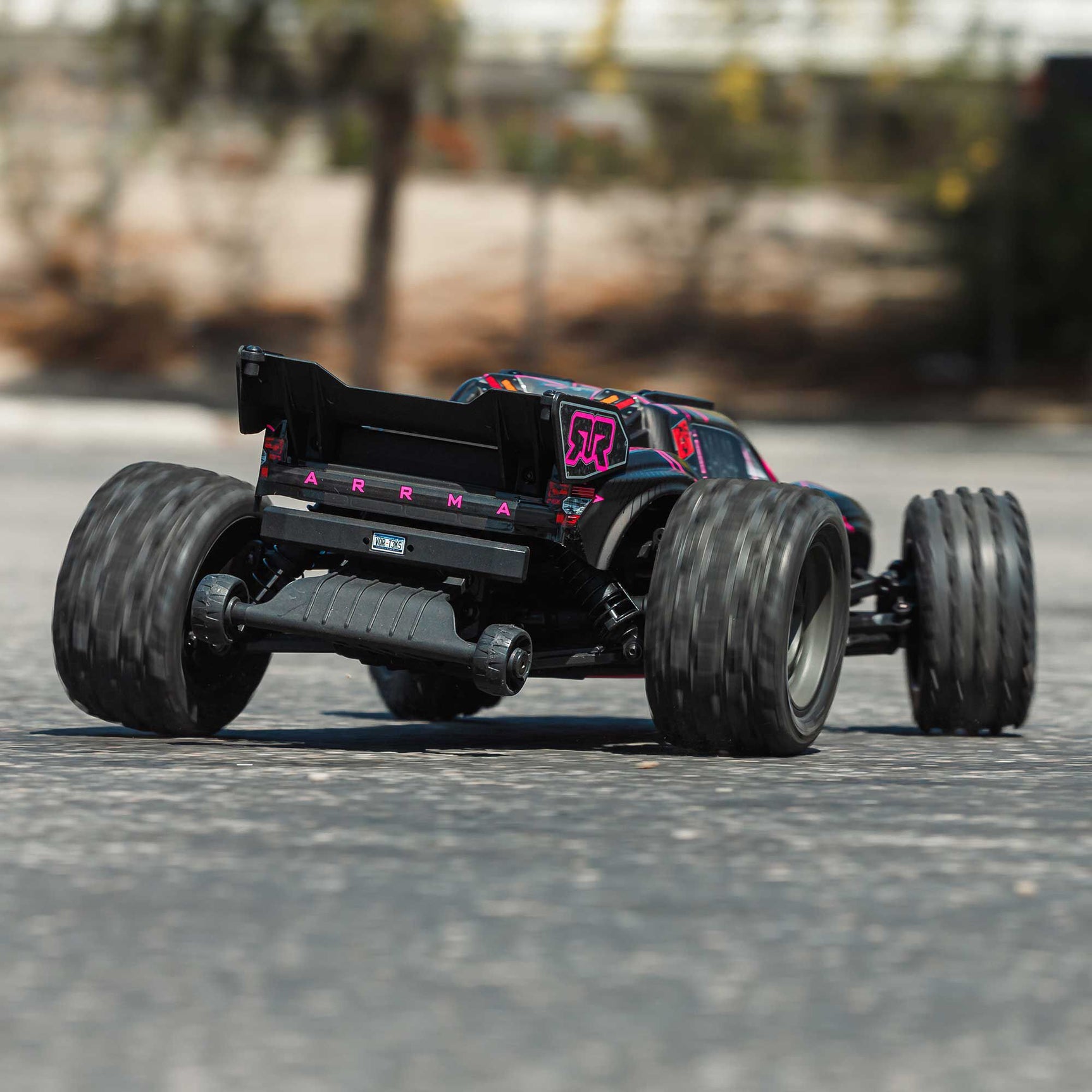 Vorteks 223S BLX 1/10 2WD Stadium Truck RTR, Pink