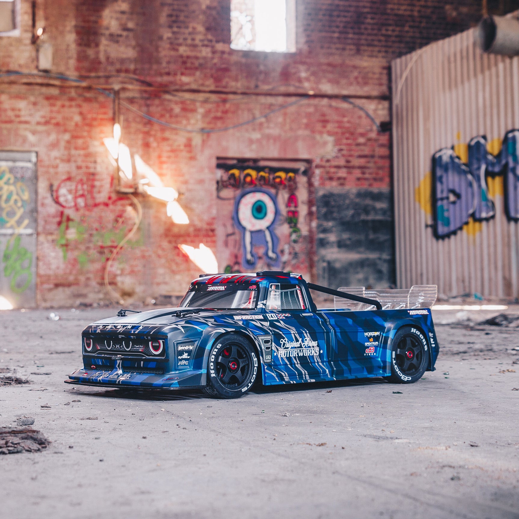 Infraction V2 6S BLX 1/7 4WD Truck RTR, Blue