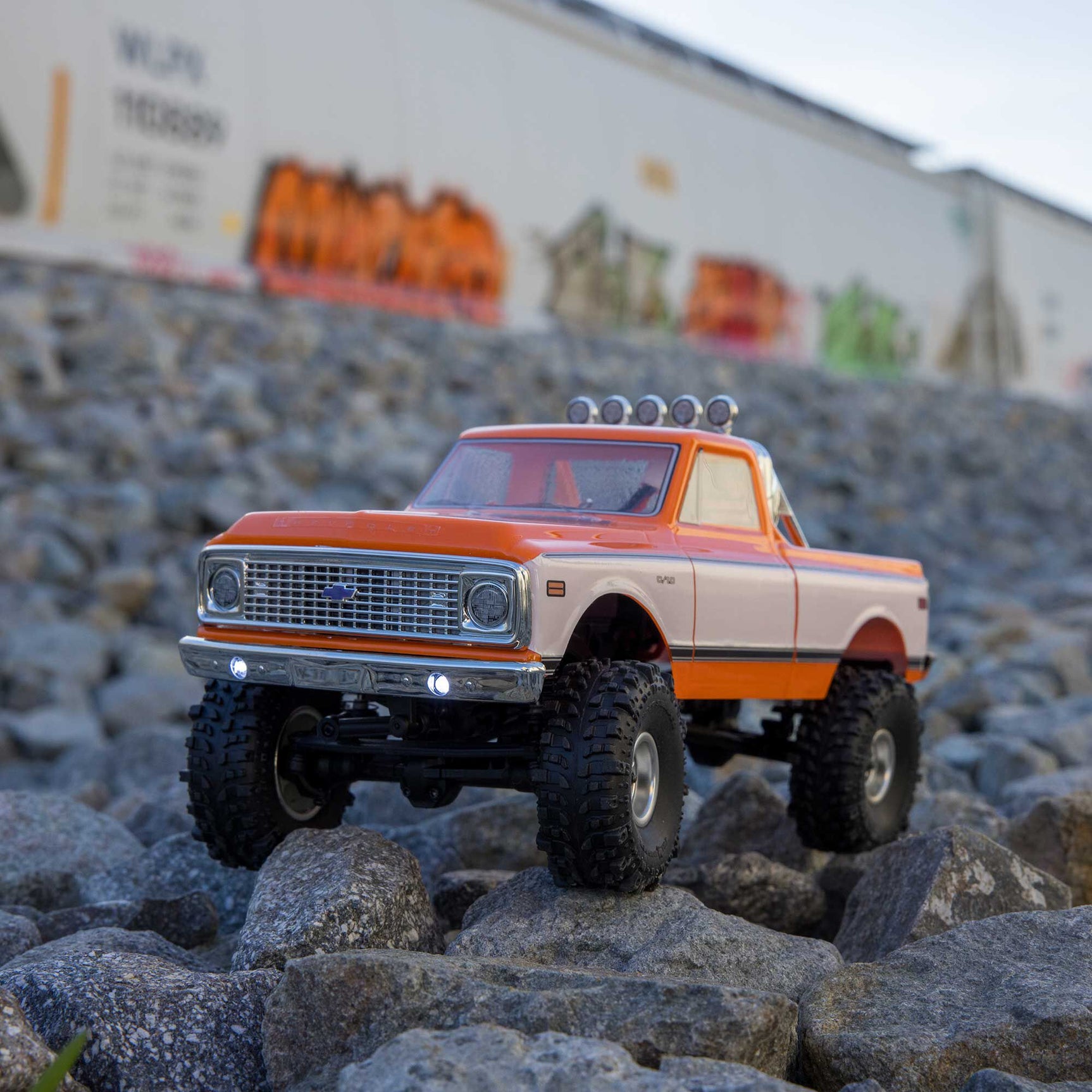 SCX24 1967-1972 Chevrolet C10 1/24 4X4 Crawler RTR, Orange