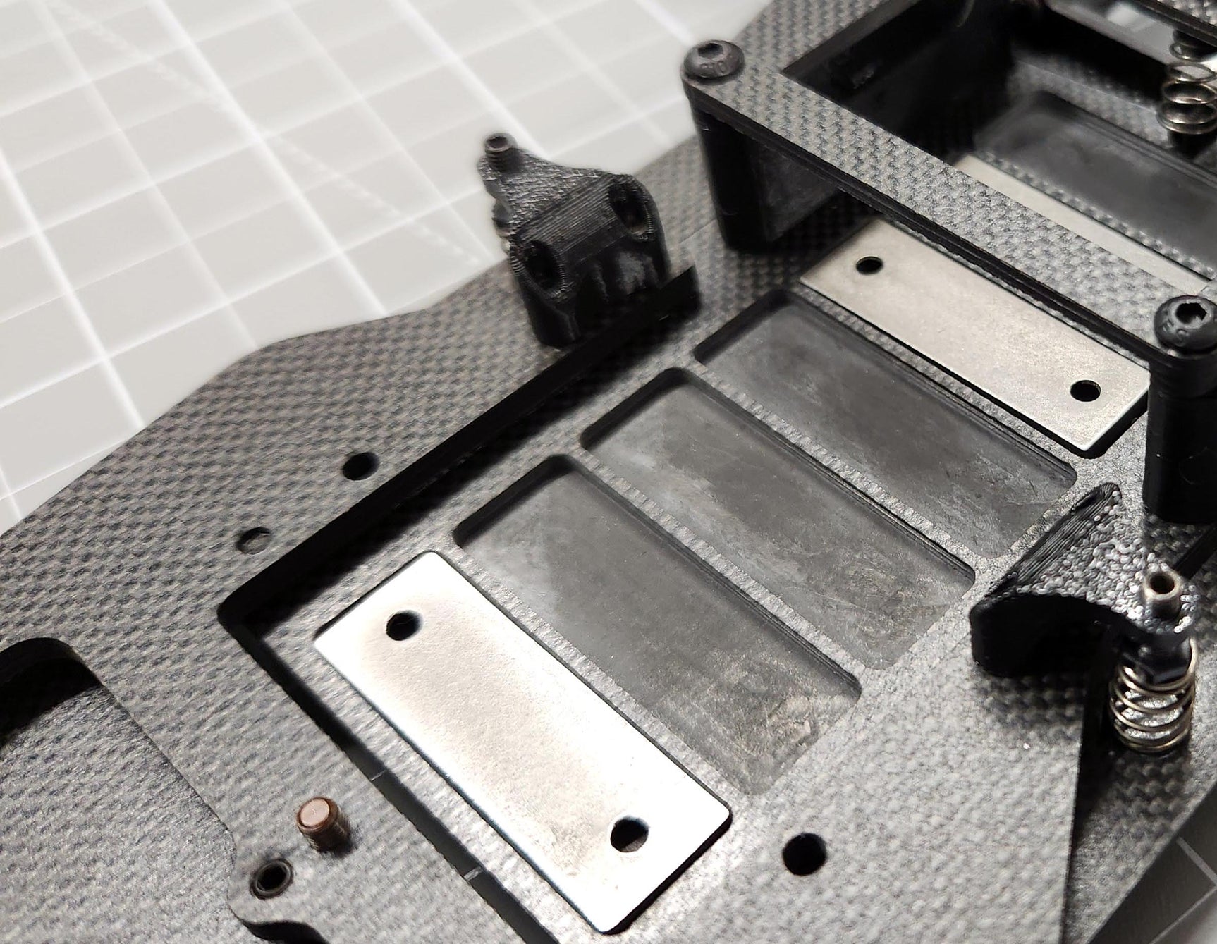 M-200R World GT-R 1/10 Pan Car Kit