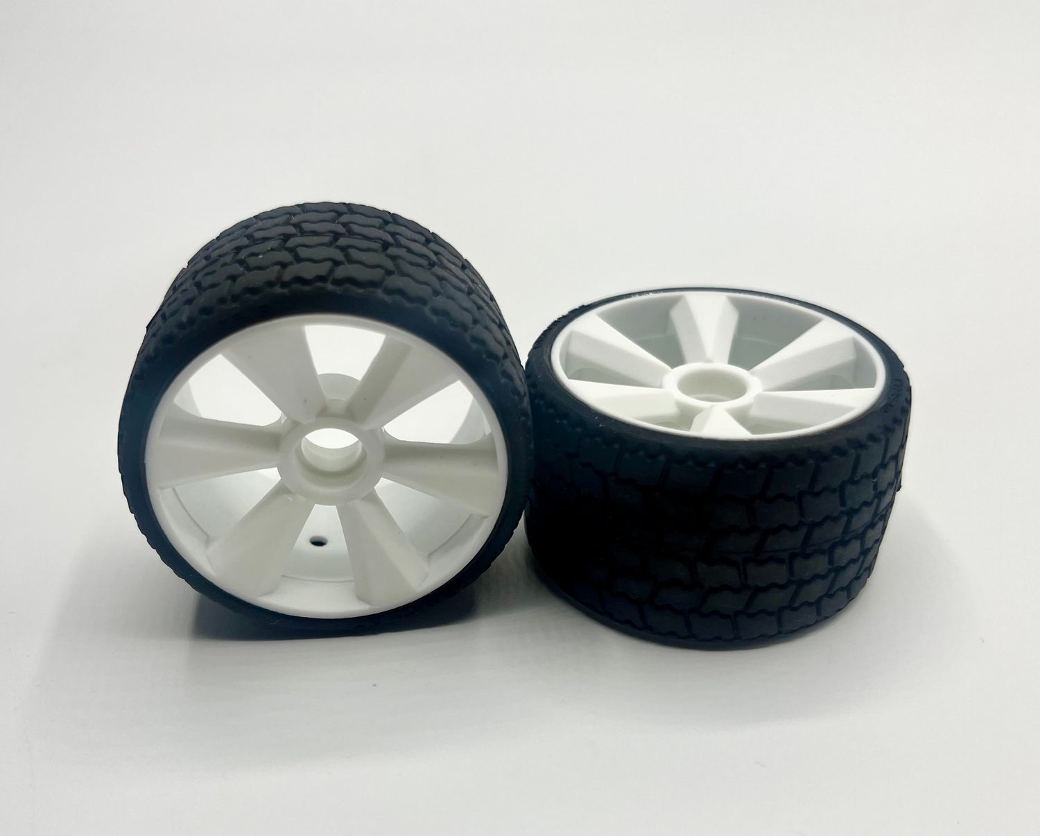 GRC142FW GRC142FW GR12 Type 12 Rubber 1/12 Front Tires, White Wheel (2)