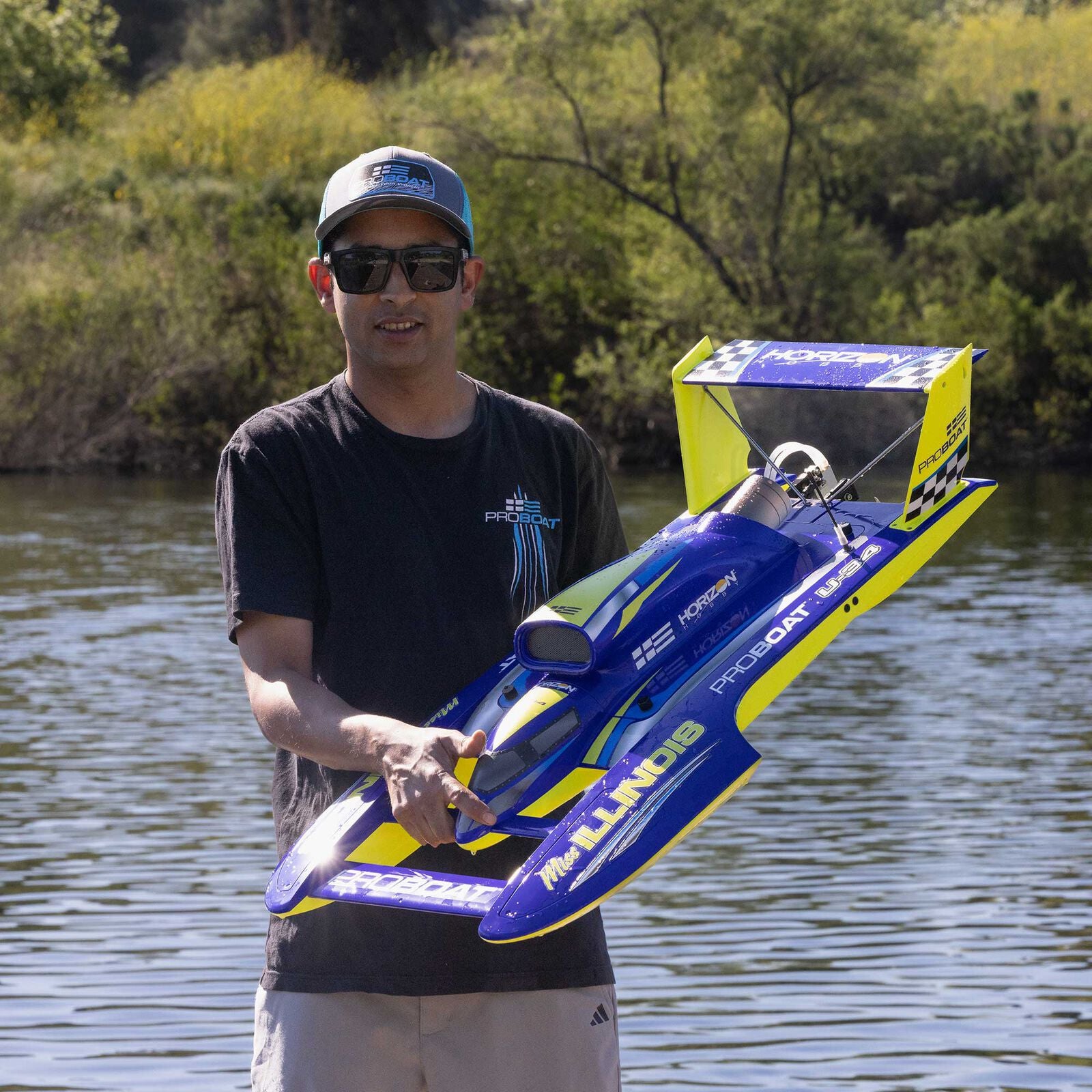 U-34 Miss Illinois 34" Unlimited Hydro Race Boat RTR