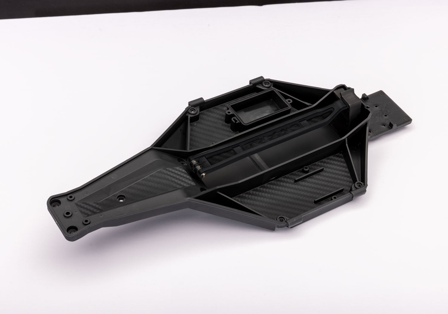 TRA5832-BLK 5832-BLK Slash 2WD Low-CG Chassis, Black
